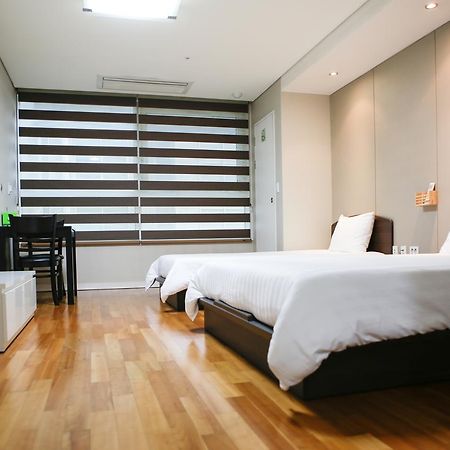 Hostel Coco Seoul Exterior photo