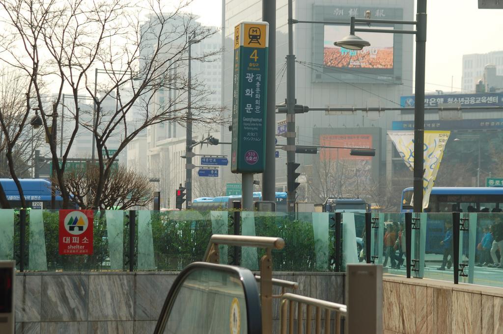 Hostel Coco Seoul Exterior photo