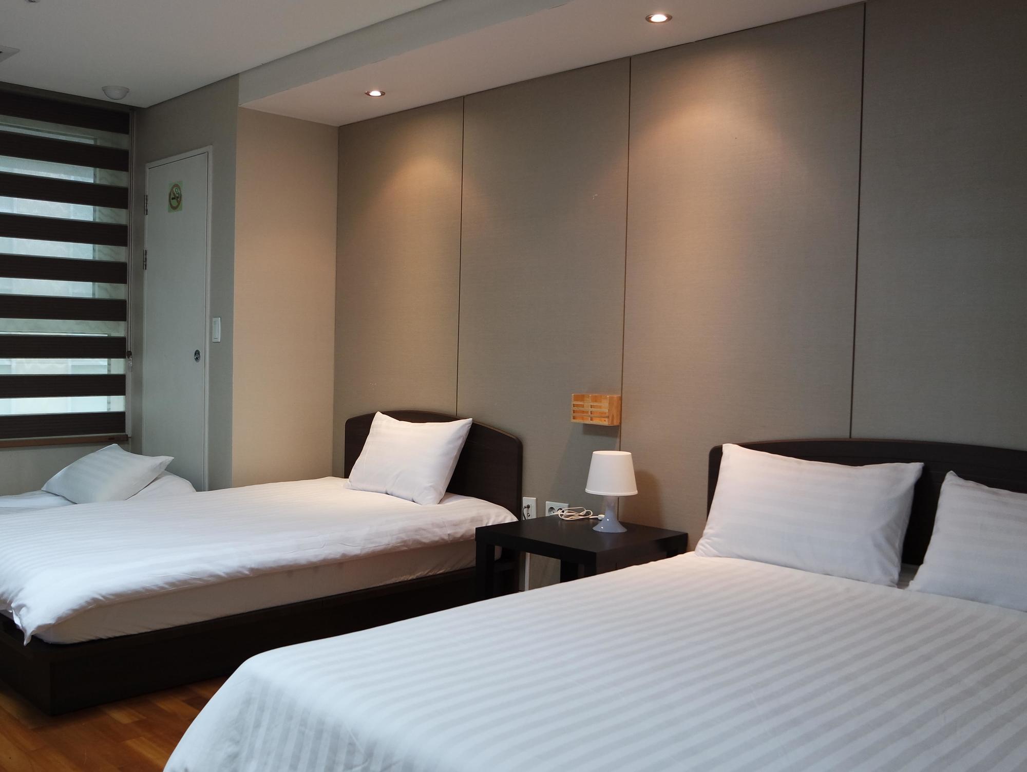 Hostel Coco Seoul Exterior photo