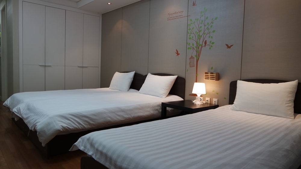 Hostel Coco Seoul Exterior photo