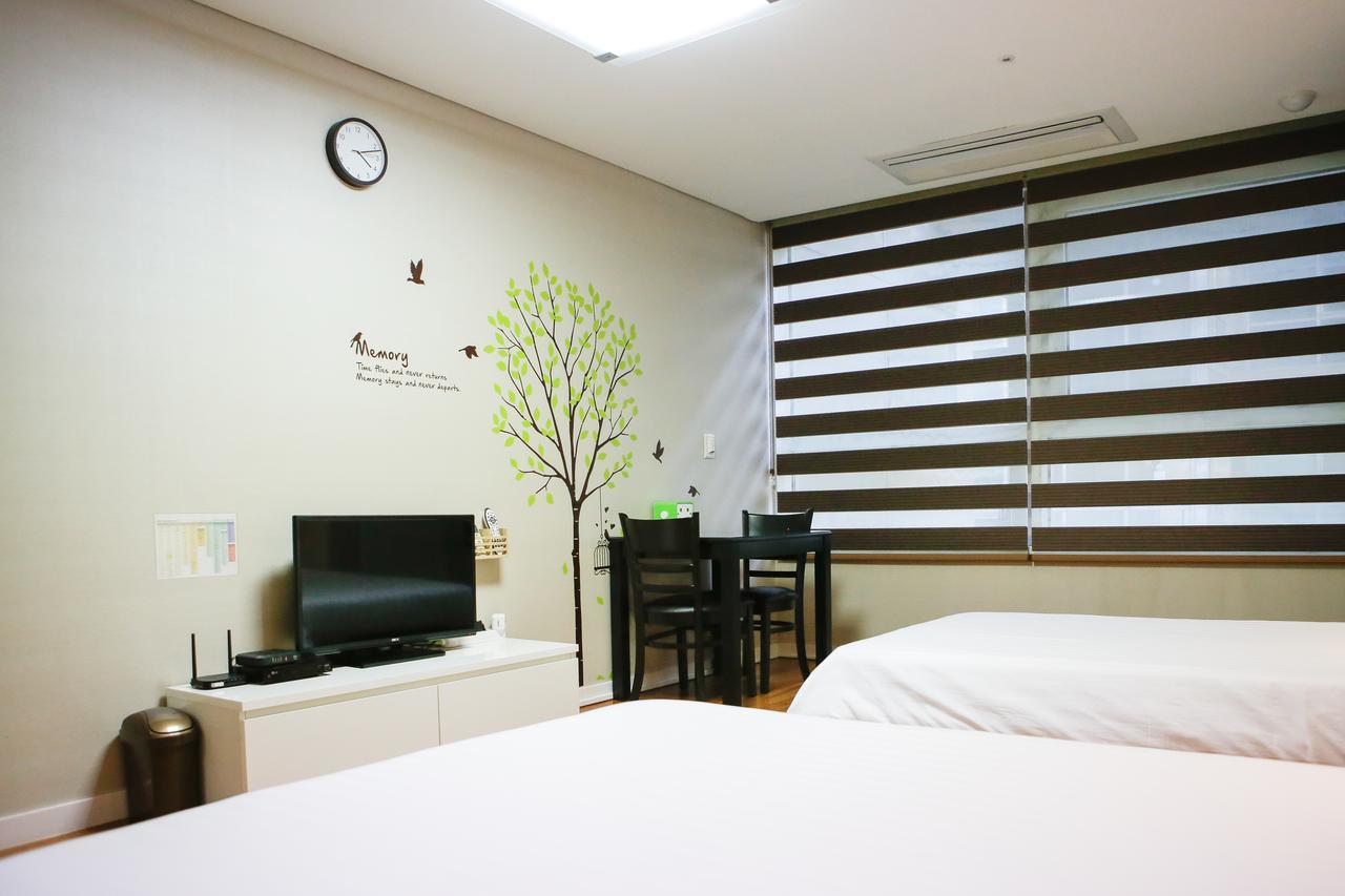 Hostel Coco Seoul Exterior photo