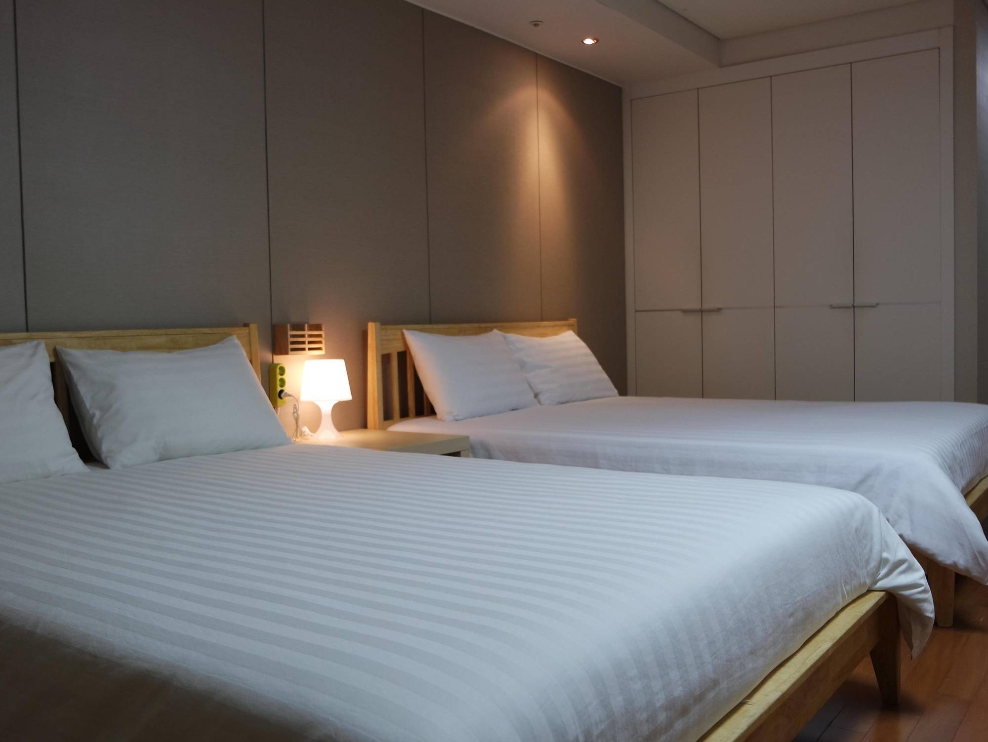 Hostel Coco Seoul Exterior photo